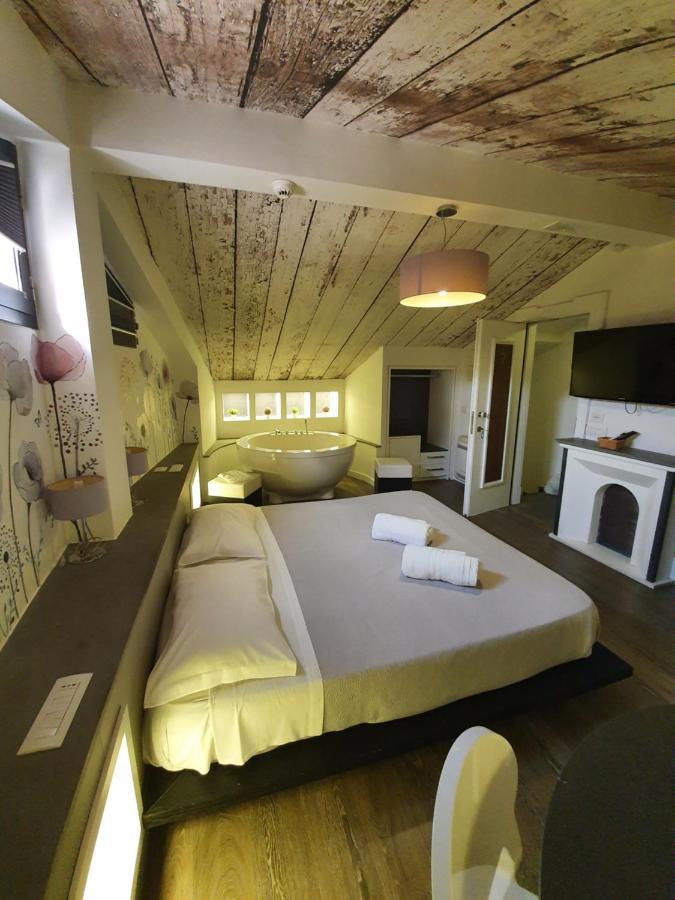 Emphasis Suites & Rooms Cagliari Zewnętrze zdjęcie
