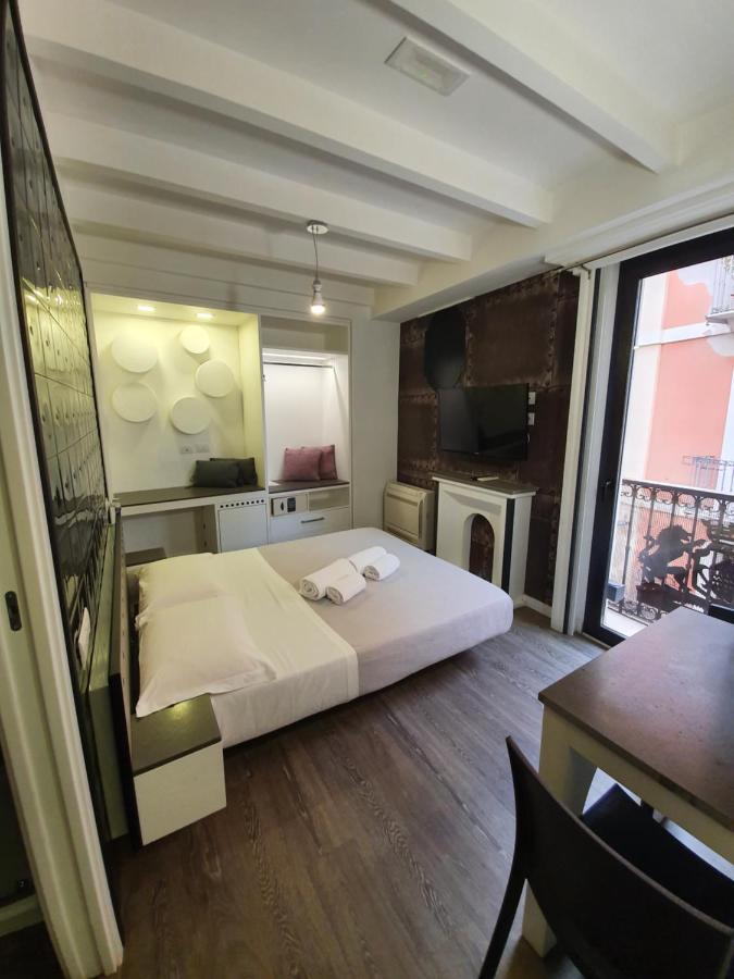 Emphasis Suites & Rooms Cagliari Zewnętrze zdjęcie