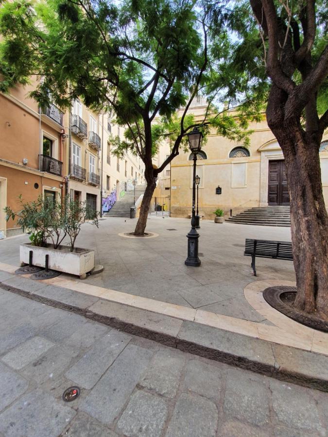 Emphasis Suites & Rooms Cagliari Zewnętrze zdjęcie